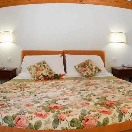 Al Moretto ホテル 4*